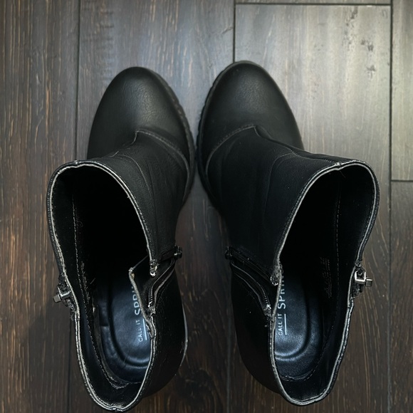 Faux Leather Ankle Booties - Picture 3 of 4